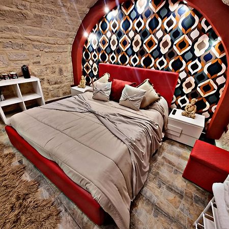 Luxury Borgo Antico Apartment Бари Екстериор снимка